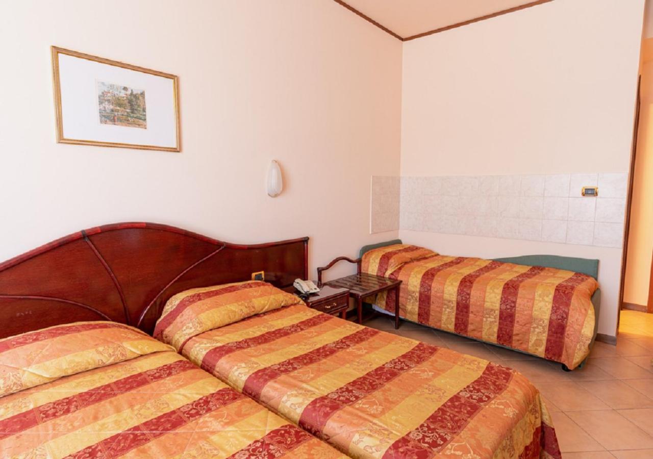 Hotel Villa Delle Rose Oristano Eksteriør billede
