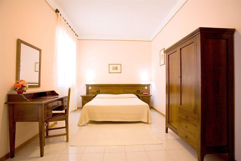 Hotel Villa Delle Rose Oristano Eksteriør billede